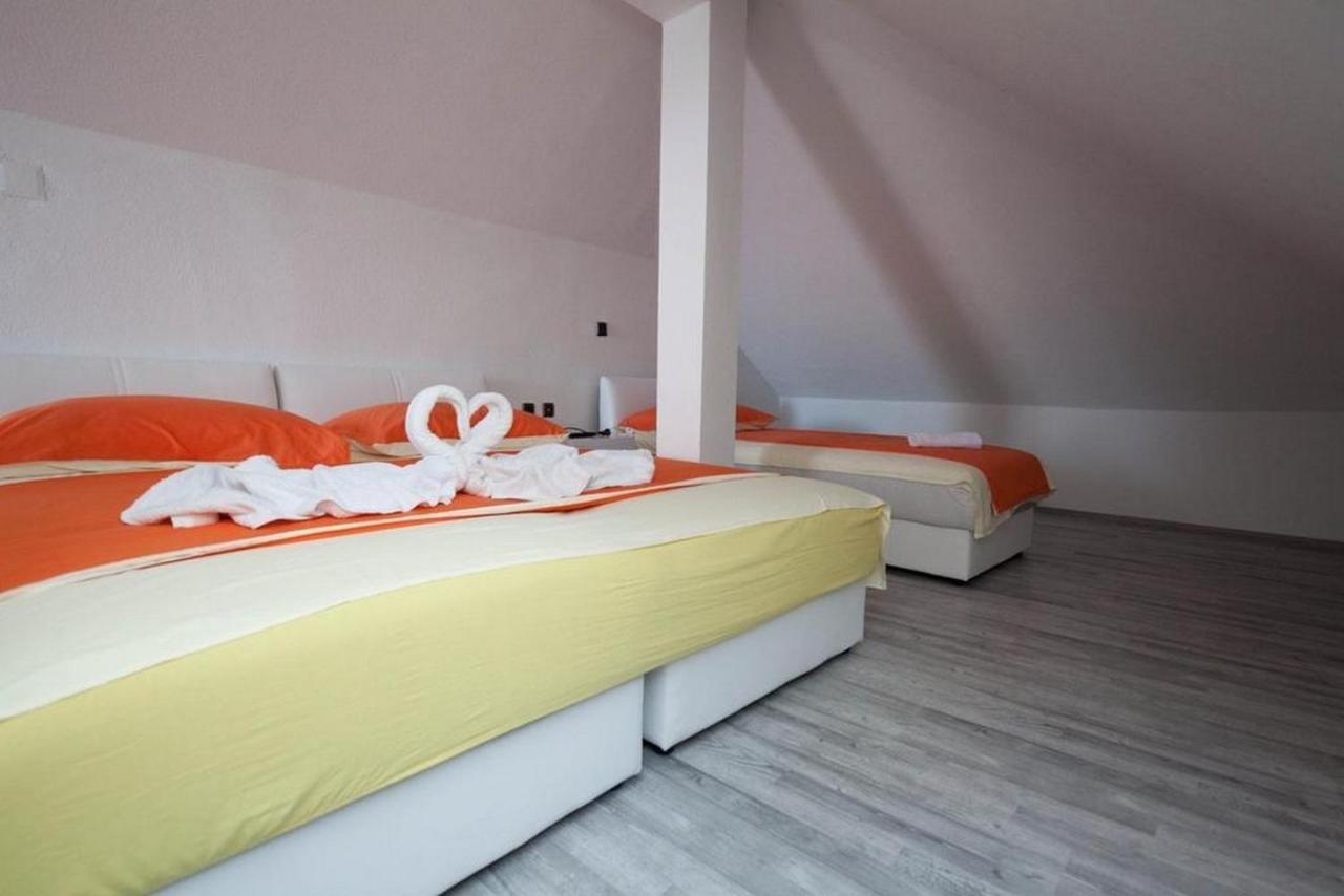 Rooms Aladino 트로기르 객실 사진